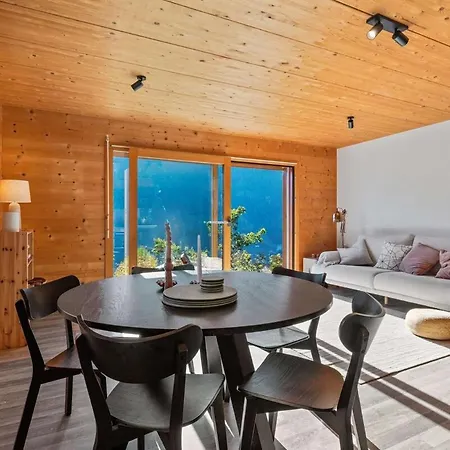 Panoramic Alpine Garden Retreat *
