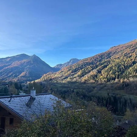 Panoramic Alpine Garden Retreat Apartment *