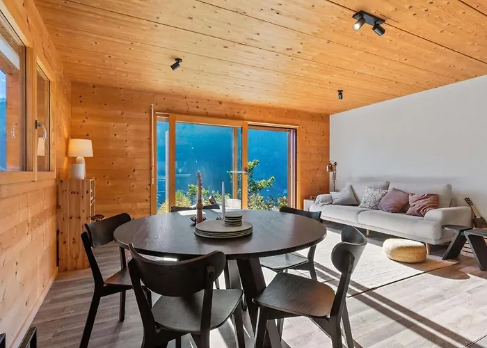 Panoramic Alpine Garden Retreat *