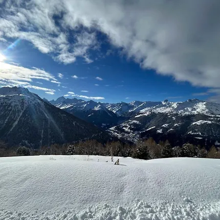 Panoramic Alpine Garden Retreat Appartamento *